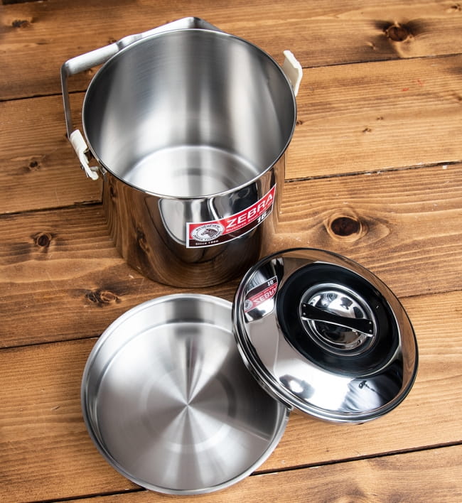【送料無料・2個セット】〔16cm 3L〕ブッシュクラフトの定番　ゼブラ社のビリー缶・ビリーポット　焚き火とキャンプの直火調理へ〔ステンレスSUS304製〕 13 - 横からの写真です