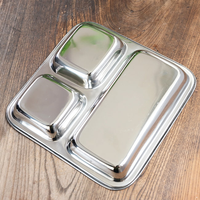 【送料無料・4個セット】3分割ランチプレート No.1〔約21cm x 約21.3cm〕 深めで沢山入る! 7 - 裏面の写真です