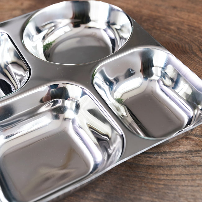 【送料無料・2個セット】5分割　長方形ランチプレート〔約26cmx 約20cm〕　深めで沢山入る！スタイリッシュなデザイン 8 - 拡大写真です