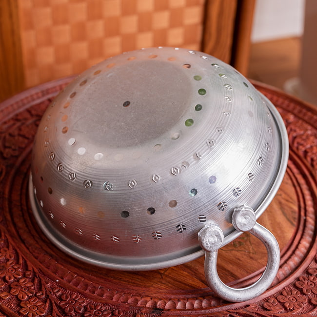 【3個セット】軽量リーズナブルなアルミニウム カダイ インドの食器&鍋【直径約21.5cm】 7 - 裏面の写真です