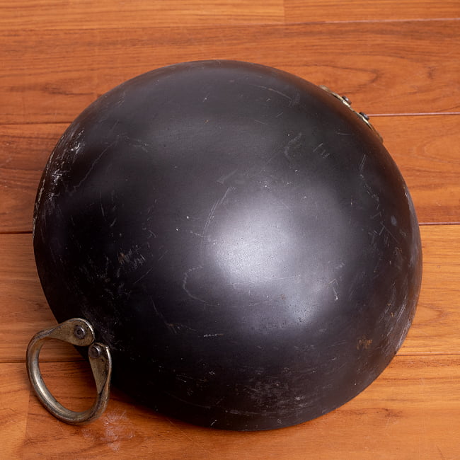 【3個セット】インドの屋台用鉄製カダイ(インド鍋 鉄鍋) - 直径約30.5cm 7 - 裏面になります