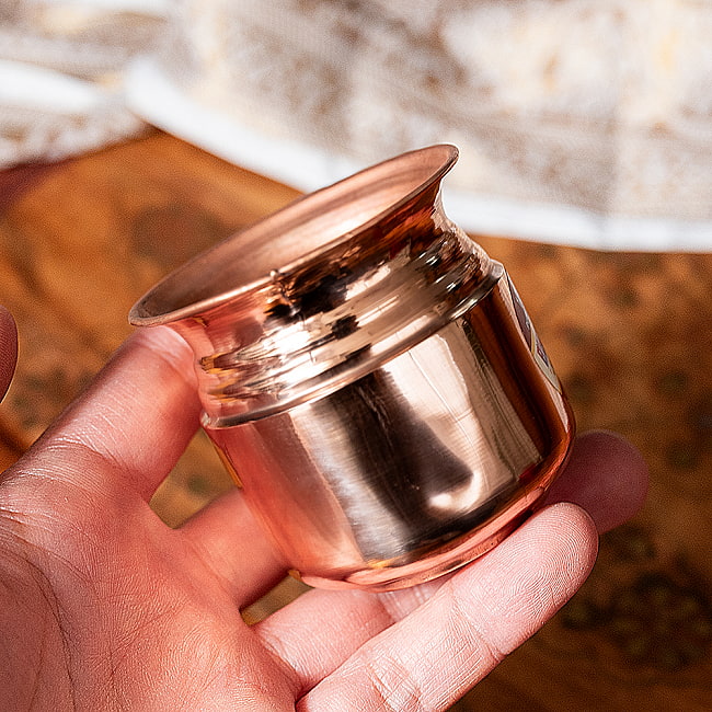 【5個セット】カッパーミニロタ　インドの水さし【銅製】　No.2[約6cm×約5.8cm] 約100ml 8 - このくらいのサイズ感になります