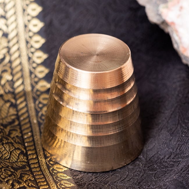 【5個セット】インドの礼拝用 ブラス製 プージャグラス カップ[約4cm×約4cm] 6 - 側面の拡大写真です