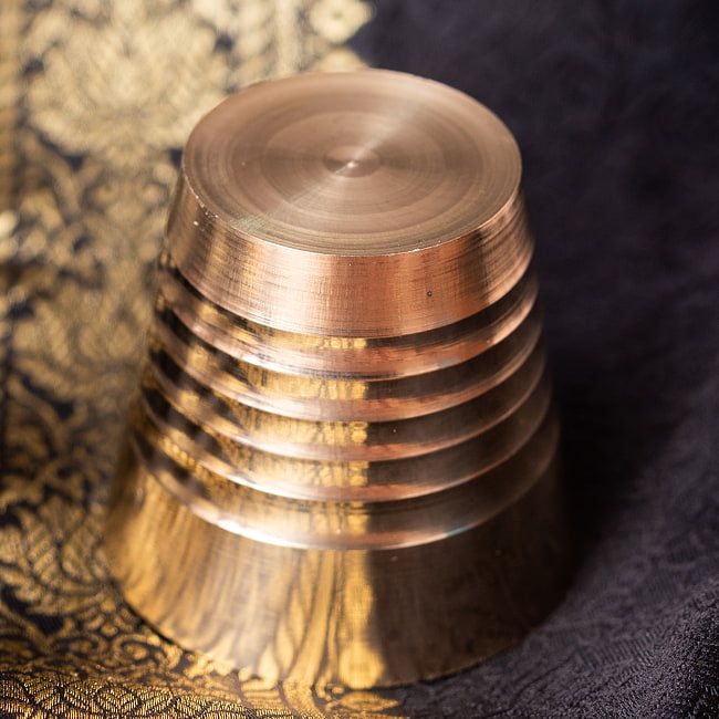 【5個セット】インドの礼拝用 ブラス製 プージャグラス カップ[約4.5cm×約4.8cm] 6 - 側面の拡大写真です