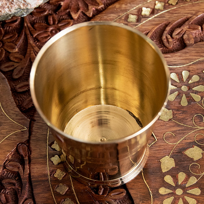 【5個セット】インドの礼拝用 ブラス製 プージャグラス カップ 高さ：約6.7cm 4 - 上から見てみました。