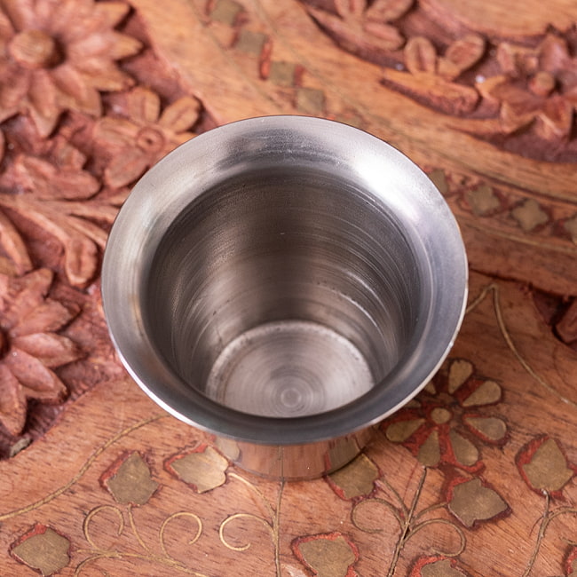 【3個セット】小さなステンレスのチャイカップ　プージャグラス　ショットグラスサイズ〔約4.4cm 約40ml〕 6 - 内側の写真です