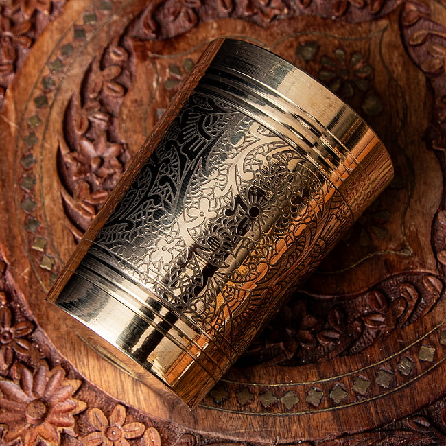 【6個セット】高級感のある ブラスのウォーターグラス 高さ10cm 5 - 高級感のある素材とデザインです