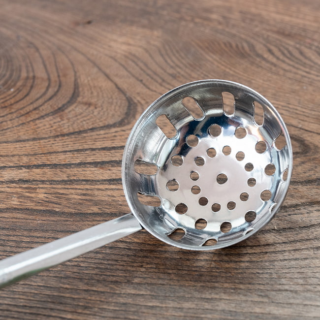 【3個セット】タイスキ鍋などへ便利　ステンレス製の穴あきお玉　レードル　タイのキッチンから 7 - お玉の部分です