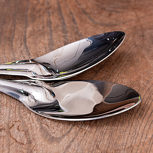 【3個セット】インドのしゃもじ　サービングスプーン　ライスやビリヤニの取り分け等へ サーバースプーン　ステンレス製　[16cm] 15 - ハンドメイド品の為、スプーンの角度には個体差がございます。