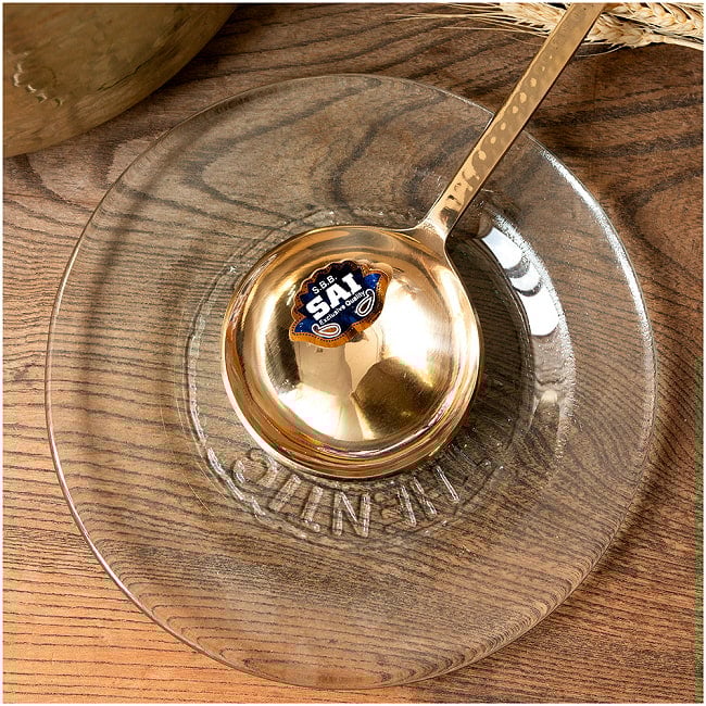 【6個セット】高級感のある槌目模様インドのブラスレードル ラドル  約35cm 3 - 拡大してみました。