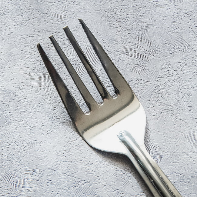 【12本セット】とってもシンプルな インドのフォーク 15cm 4 - ちょっとバリがあったりするのもまた味わい