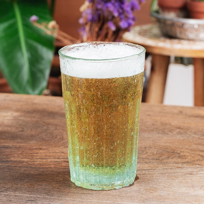 【5個セット】ハノイの伝統的ビアホイグラス　ビールジョッキ　ベトナムの屋台文化を感じる　無骨で温かみのあるビールグラス　中ジョッキ　〔約12.5cm×約8cm 約300ml〕 4 - ビールグラスなどへ