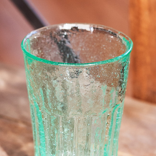 【5個セット】ハノイの伝統的ビアホイグラス　ビールジョッキ　ベトナムの屋台文化を感じる　無骨で温かみのあるビールグラス　中ジョッキ　〔約12.5cm×約8cm 約300ml〕 6 - 拡大写真です