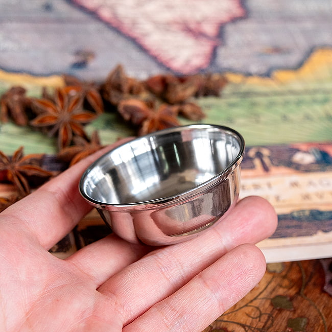 【5個セット】チャトニボウル　アチャールボウル　極小サイズ　カレー小皿(約6cm×約2.5cm　約50ml） 7 - このくらいのサイズ感になります