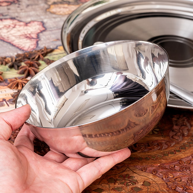 【2個セット】重ねられるカレー皿 特大 サービングカトリ 取り分けサイズ〔約16.5cm×約6cm 約900ml〕 7 - 丈夫なステンレス製