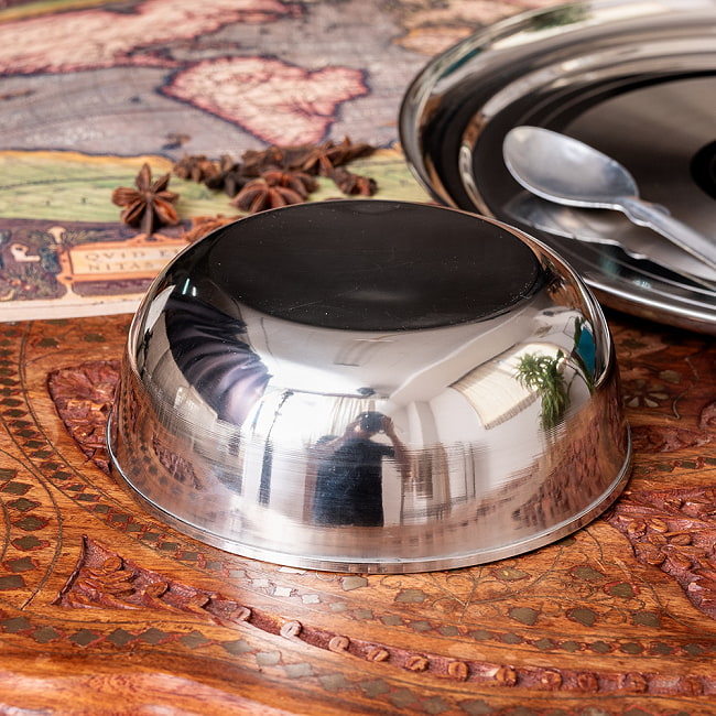 【3個セット】重ねられるカレー皿　特大　サービングカトリ　取り分けサイズ〔約16.5cm×約6cm 約900ml〕 6 - 裏面の写真です