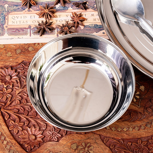 【10個セット】重ねられるカレー皿　 大きめ　サービングカトリ　取り分けサイズ〔約13.7cm×約4.7cm 約500ml〕 4 - 上からの写真です