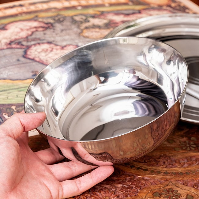 【10個セット】重ねられるカレー皿　超特大　サービングカトリ　取り分けサイズ〔約18.7cm×約6.5cm 約1100ml〕 7 - 丈夫なステンレス製