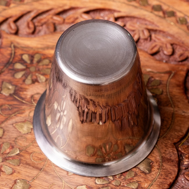 【5個セット】小さなステンレスの南インド式チャイカップ　プージャグラス　ショットグラスサイズ〔約5.9cm×約6.3cm 約90ml〕 6 - 裏面になります