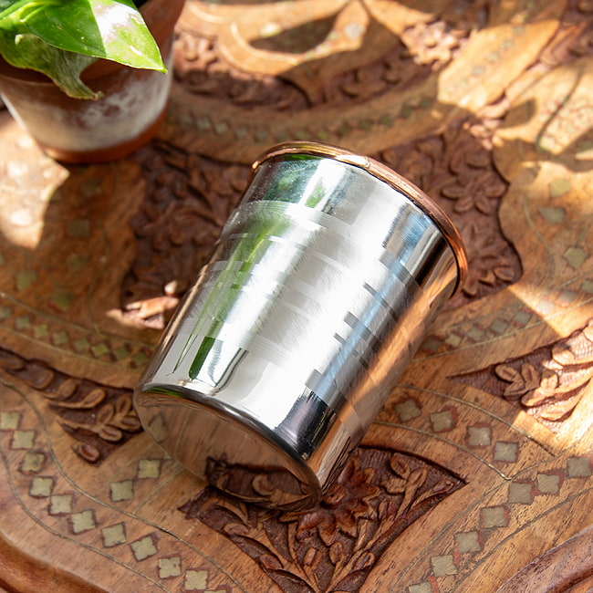 【30個セット】ステンレス製 銅装飾ウォーターグラス 4 - 透かし彫りの入った美しくエレガントなグラスです。