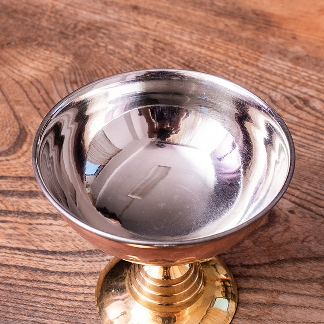 【送料無料・6個セット】インドの高級ホテル気分 アイスクリーム ＆ デザートカップ ブラス脚と銅の槌目模様が美しい 8 - 上からの写真です