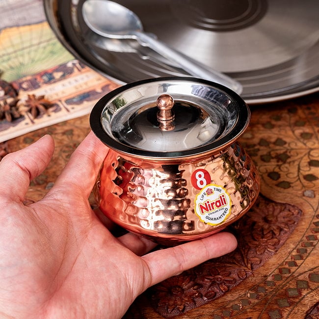 【送料無料・6個セット】〔No.8〕〔蓋付き〕高級感ある槌目仕上げのハンディカダイ　インドの鍋型のかわいい器　インドカレー　ビリヤニなどへ〔直径約10.8cm　約400ml〕 10 - とても良い雰囲気