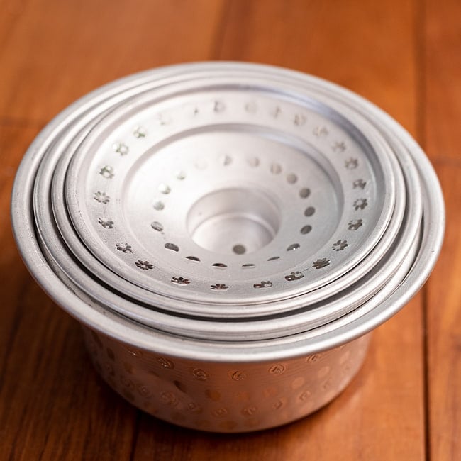 【6個セット】スタッキングができる　蓋付きアルミハンディ3点セット　軽量で省スペース！キャンプにもオススメの食器 4 - 蓋も一緒に重ねてみたところです