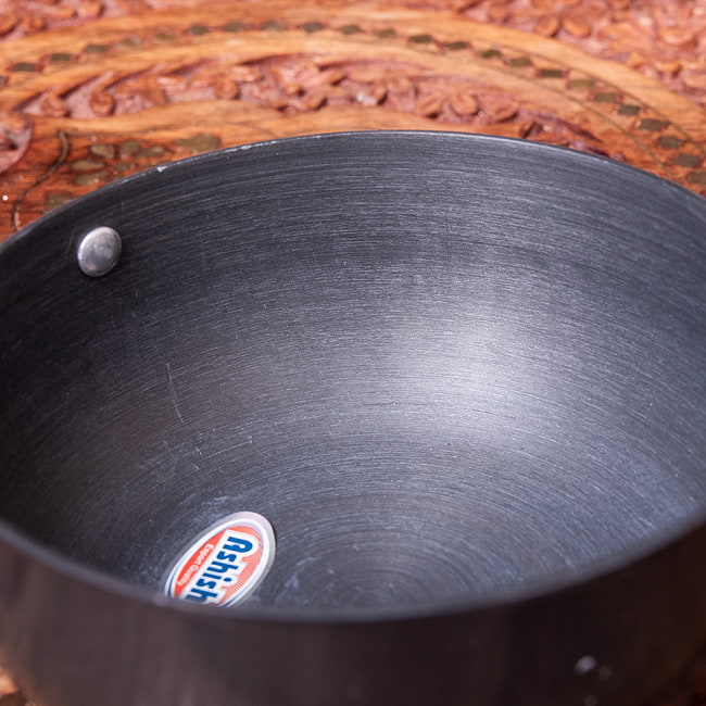 【6個セット】ミニタルカパン - 黒 ノンスティック【直径約12cm 約400ml】インド料理でスパイスをテンパリングする調理器具 5 - 拡大写真です