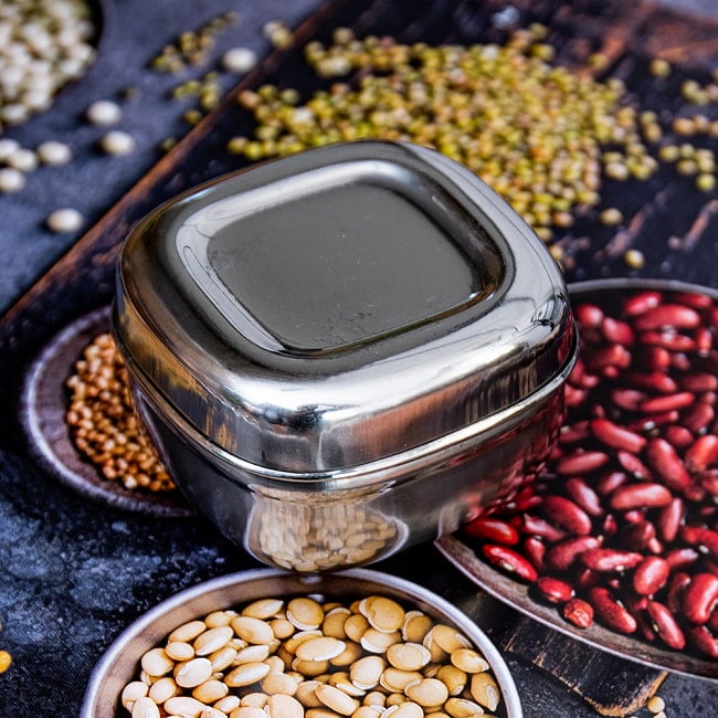 【6個セット】ステンレスのマサラケース・小物入れ 幅：約6.5cm 2 - ステンレスのシンプルさが魅力的なマサラケースです