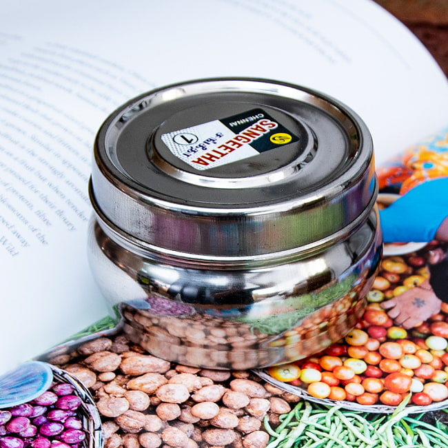 【6個セット】ステンレスのマサラケース・小物入れ 直径：約7.5cm 2 - ステンレスのシンプルさが魅力的なマサラケースです