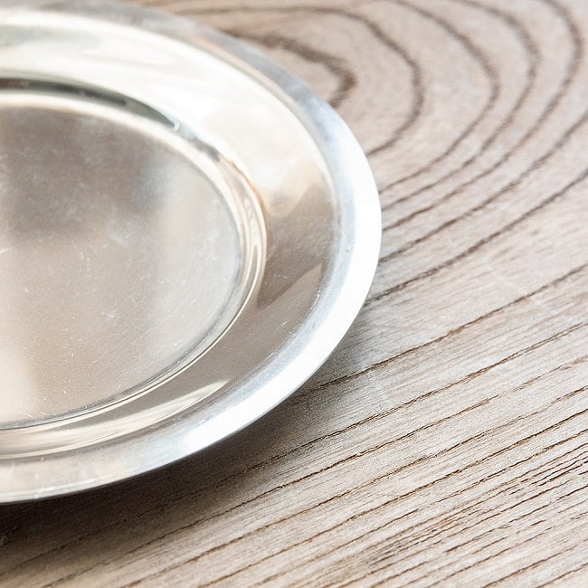 【6個セット】重ねられるティファン小皿　ステンレスの薄小皿(約12cm) 3 - 拡大してみました。