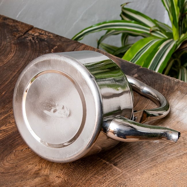 【6個セット】【チャイ10杯分くらい】レトロケトル インドのやかん 900cc程度 8 - 底面を見てみました。