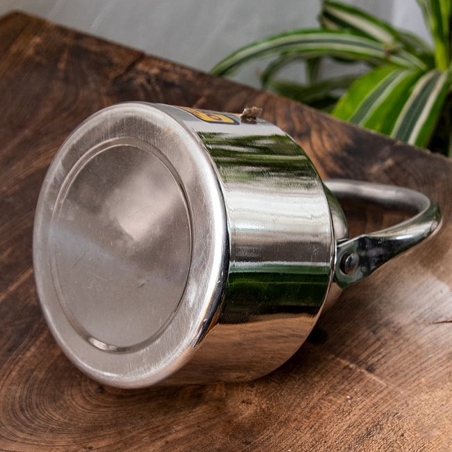 【6個セット】【チャイ15杯分くらい】レトロケトル インドのやかん 1200cc程度 7 - 底面の様子です