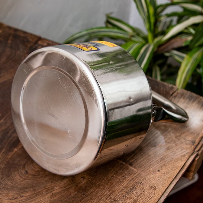 【6個セット】【チャイ25杯分くらい】レトロケトル インドのやかん 2000cc程度 5 - 底面の様子です。