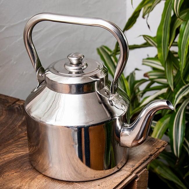 【6個セット】【チャイ30杯分くらい】レトロケトル インドのやかん たっぷり2700cc程度 3 - 見た目以上に肉厚で重みがあります。