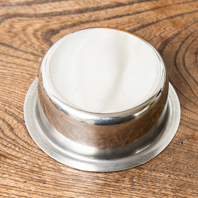 【6個セット】南インドのコーヒーカップとソーサーセット　良クオリティ〔直径:約9.5cm〕 6 - ソーサーの裏面です。