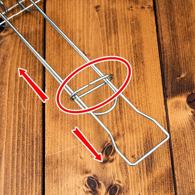 【6個セット】タイのかご型 焼き網 6 - 留具を上下して開閉してください。
