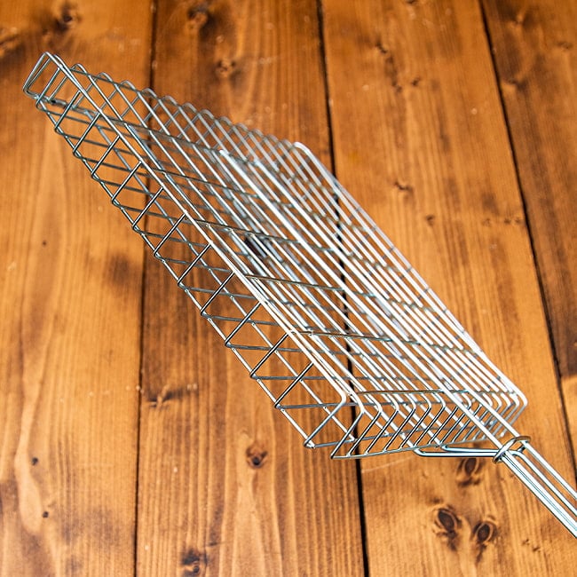 【6個セット】タイのかご型 焼き網 9 - 3cmほどの高さがありますので、巻き貝やカニなども直火で焼けます。