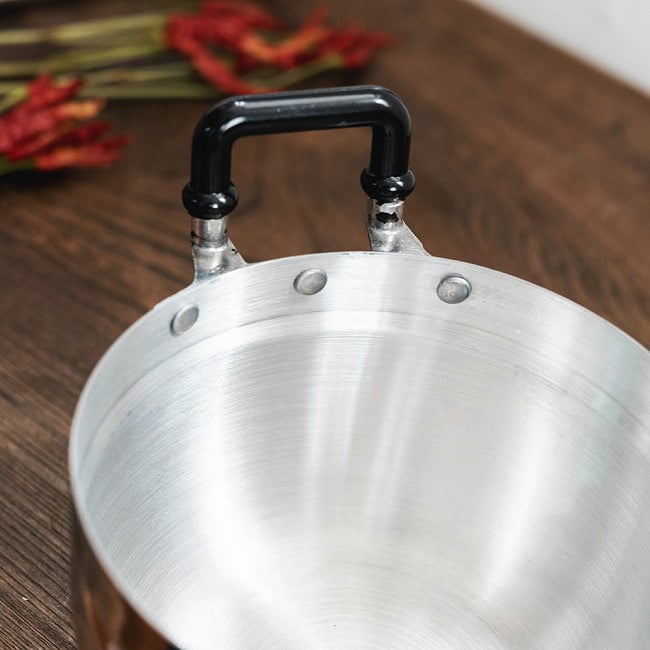 【6個セット】タイ屋台のアルミ両手鍋　タイの王室御用達　CCH (Chue Chin Hua)　クロコダイルブランド〔内径：約16cm 容量：約1600ml〕 11 - 拡大写真です