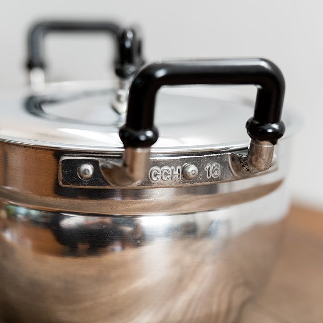 【6個セット】タイ屋台のアルミ両手鍋　タイの王室御用達　CCH (Chue Chin Hua)　クロコダイルブランド〔内径：約16cm 容量：約1600ml〕 6 - 拡大写真です