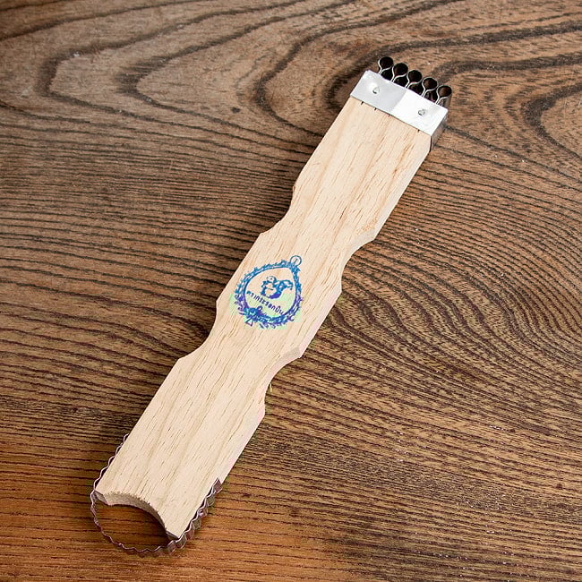 【6個セット】タイのココナッツスクレーパー 19cm 2 - タイからやってきた伝統的なココナッツ削りです。