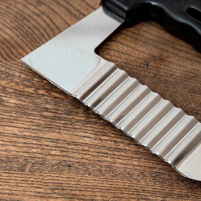 【6個セット】タイのジグザグスライサー ハンドルタイプ 【Twin Ray Brand】 4 - 刃先の様子です。