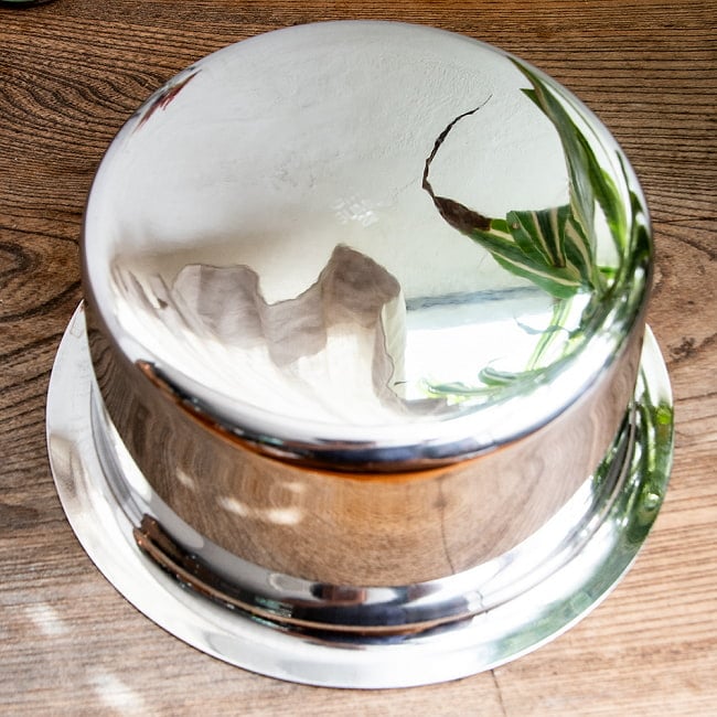 【6個セット】取っ手のないインドの鍋　バゴーナー　パティラ 容量：2.4L程度 外径：約21.5cm ステンレス製 5 - 裏面の写真です