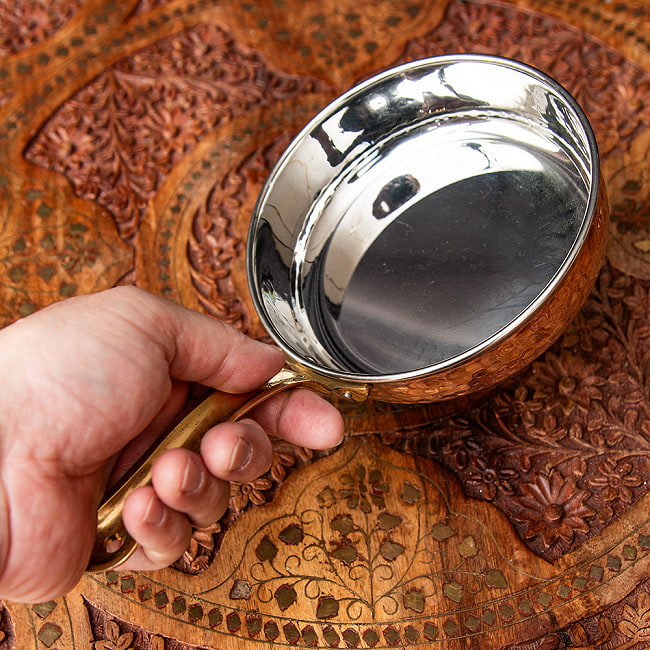 【6個セット】槌目仕上げ 銅装飾のロイヤルソースパン（約13.5cm×4cm） 8 - 小さめのソースパンです。