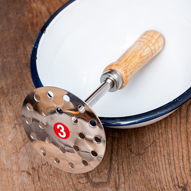 【6個セット】パウバジマッシャー　インドのポテトマッシャー　パウバジやアルパラタ作りに　ジャガイモ つぶし器 6 - 拡大写真です