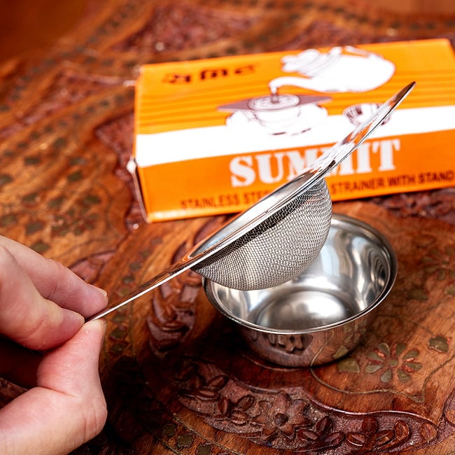 【6個セット】受け皿付き　ティーストレーナー　インドのレトロデザイン　チャイ用の茶こし器　紅茶や緑茶　ハーブティー 9 - 横からの写真です