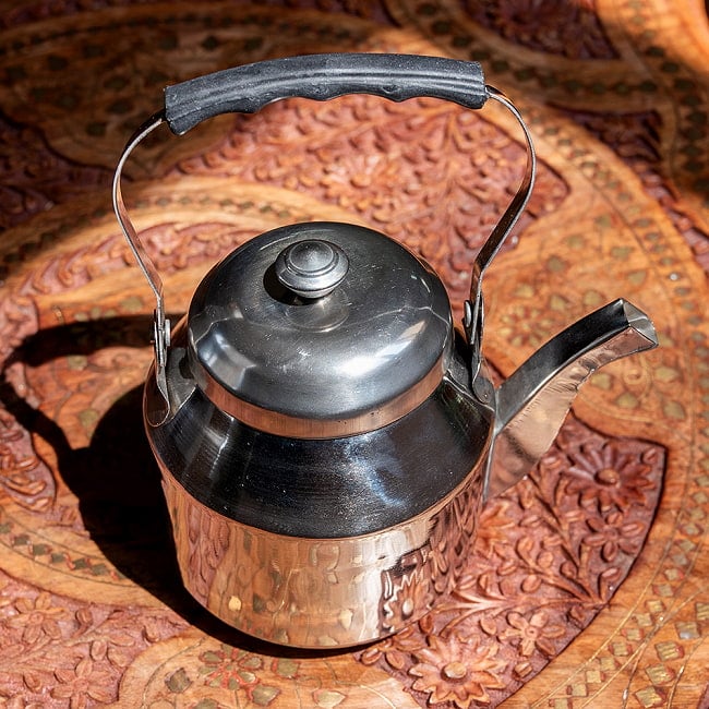 【6個セット】小ぶりで可愛い　ティーケトル　昔ながらのレトロなフォルム　インドのやかん 11 - 別の角度からです