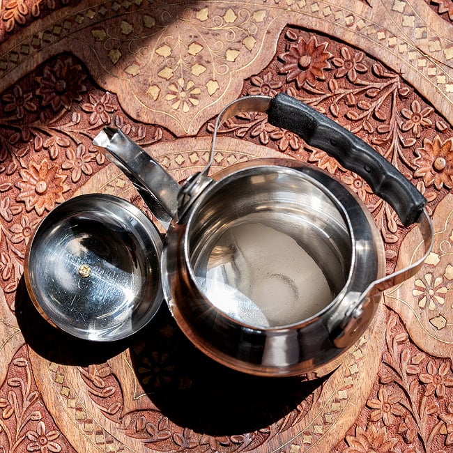 【6個セット】小ぶりで可愛い　ティーケトル　昔ながらのレトロなフォルム　インドのやかん 16 - 中はこのようになっております