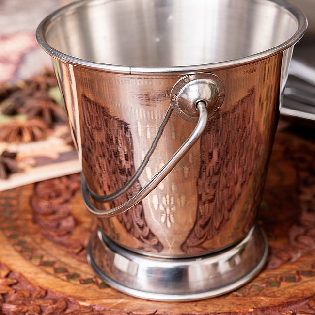 【6個セット】〔No.3〕ステンレス製　取っ手付きバケツ型　カレーサーバー　ポテトや野菜スティック入れ等にも　約450ml 5 - 横からの写真です