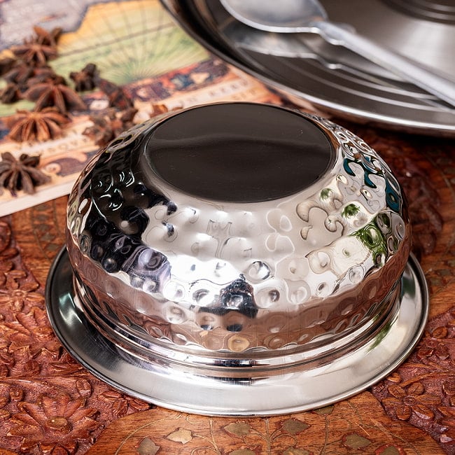 【6個セット】美しい槌目仕上げ　ステンレス・ハンディ　2人分カレー　ビリヤニなどへ〔約14.3cm×約6.3cm 約600ml〕 6 - 裏面です